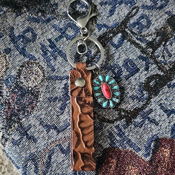 Leather Keychain with Turquoise and Red Stone Charm - Picture 1 of 2